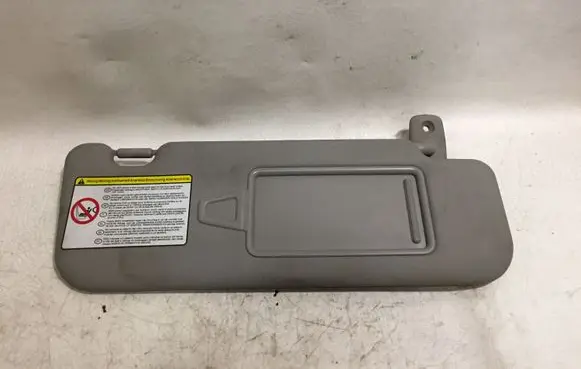 Sun visor