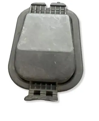 Volkswagen Golf IV Headlight/headlamp dust cover 304451102N
