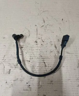 Volkswagen Crafter Camshaft speed sensor 03L957147B TTH