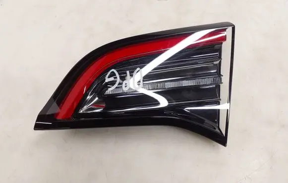 Tesla Model Y Tailgate rear/tail lights 150208900B