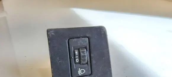 Peugeot 407 Headlight level height control switch 86384422