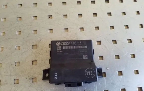 Audi A4 S4 B8 8K Other control units/modules 8T0907468H