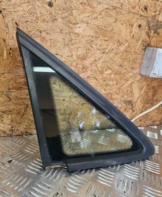 Volkswagen Touran I Front triangle window/glass DOT24M68AS2 E000255 43R00048