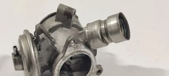Mercedes-Benz CLK A208 C208 EGR valve A6110900754 02T143 72293105