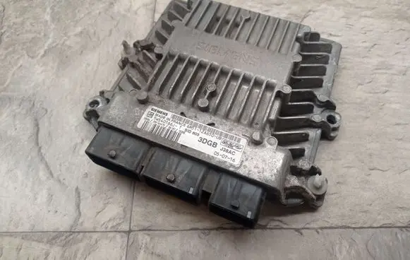 Ford Focus C-MAX Engine control unit/module 6M5112A650UB 5WS40166JT
