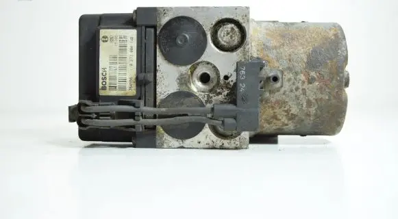 Audi A4 S4 B5 8D ABS Pump 8E0614111HL