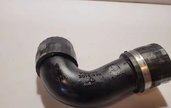 Volvo V60 Intercooler hose/pipe 30751920