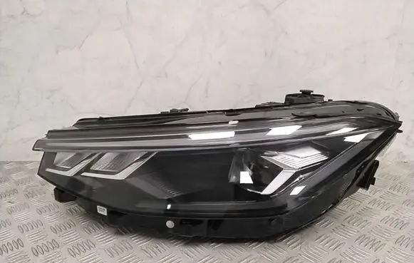 Volkswagen PASSAT B8 Headlight/headlamp 3J1941005