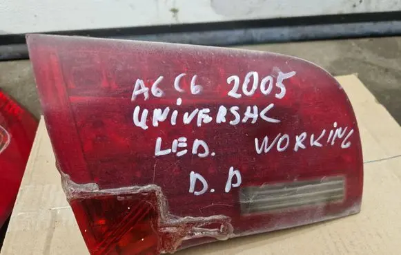 Audi A6 S6 C6 4F Tailgate rear/tail lights 4F9945094A 89037754 11970253