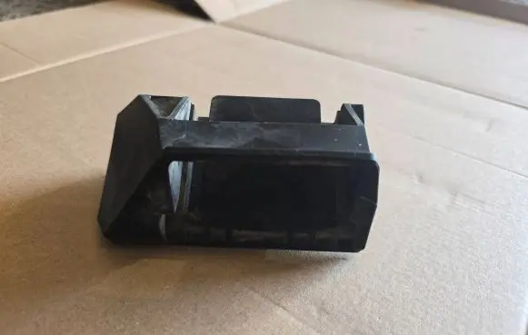 Radiator mount bracket