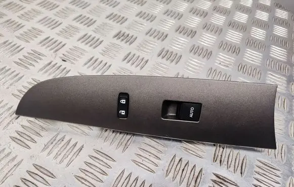 Lexus IS 220D-250-350 Electric window control switch 7423153330
