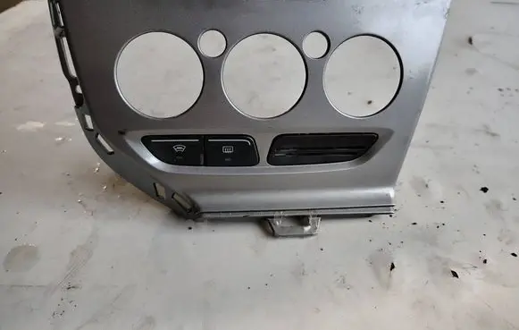 Ford Focus Panel trim 