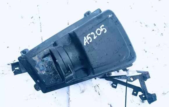 Citroen Xsara Air filter box psa4135 3892719