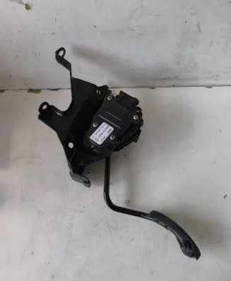 Renault Trafic II (X83) Accelerator throttle pedal 7700313060 6PV00811914