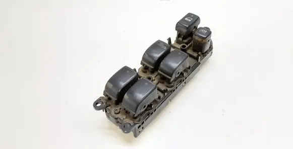 Toyota Avensis Verso Electric window control switch 8404044030