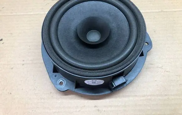Seat Leon (5F) Rear door speaker 5F0035411