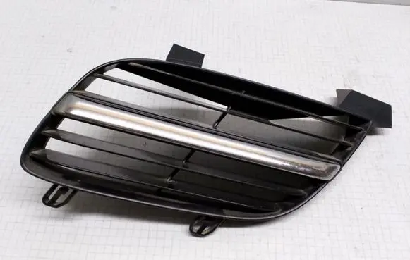 Nissan Almera N16 Front bumper lower grill 62332BM400