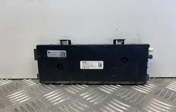 BMW X3 F25 Aerial antenna amplifier 9276064