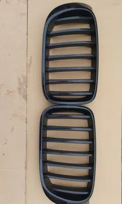 BMW X3 F25 Front bumper upper radiator grill 10627110