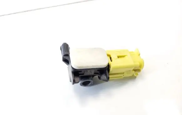 Nissan Leaf I (ZE0) Airbag deployment crash/impact sensor 988301EA0A