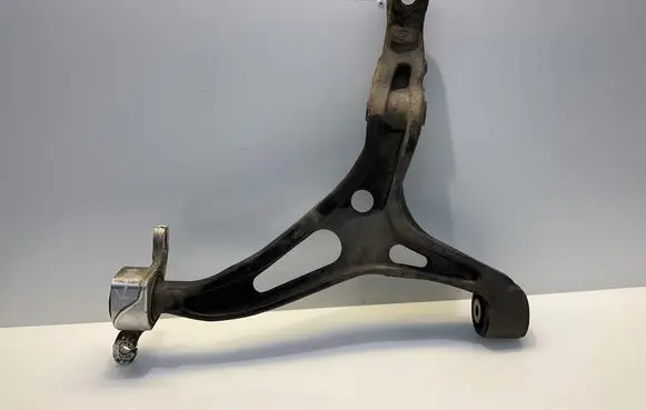 Mercedes-Benz ML AMG W164 Front lower control arm/wishbone A1643303707 1643303707