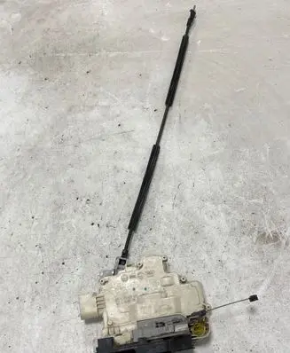 Seat Altea Front door lock 1P1837015
