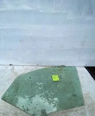 Fiat Panda II Front door window glass four-door DOT618M321AS2