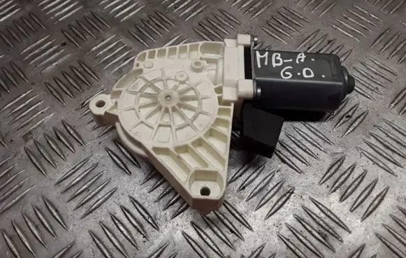 Mercedes-Benz A W169 Rear door window regulator motor A1698202042 996147101 7746013301