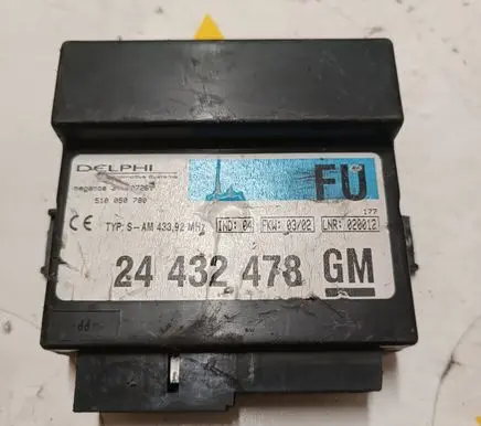 Opel Astra G Central body control module 24432478