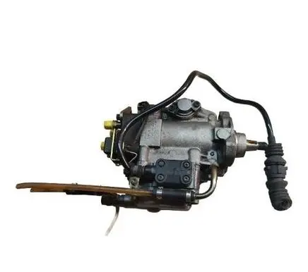 Audi 80 90 S2 B4 Fuel injection high pressure pump 028130109L 0460404992 530BT4015