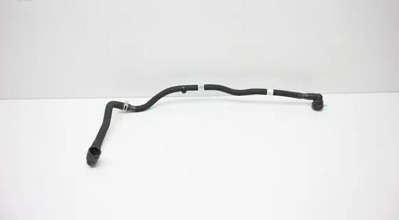 Land Rover Range Rover Sport L461 Engine coolant pipe/hose M8E28D266AD