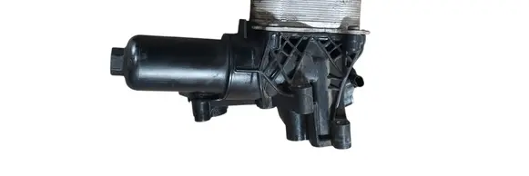 Skoda Octavia Mk4 Oil filter mounting bracket 05L117021C