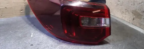 Opel Grandland X Rear/tail lights YP00098380