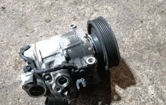 Audi Q5 SQ5 8R Air conditioning (A/C) compressor (pump) 8K0260805K