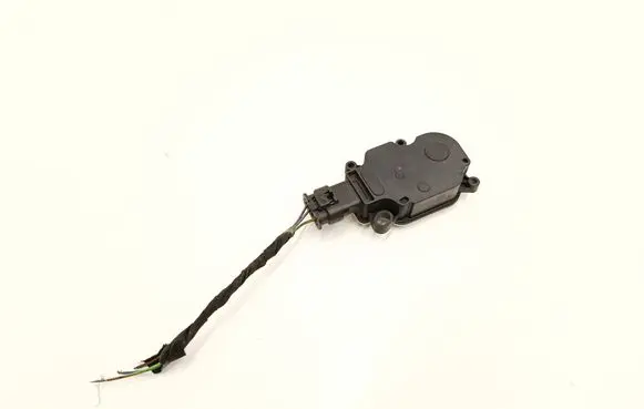 BMW 5 F10 F11 Radiator active air flap actuator 7193168 7549032 6466R151