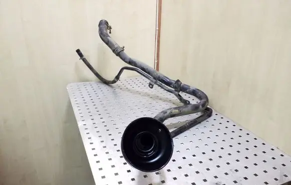 Renault Kadjar Fuel tank filler neck pipe 