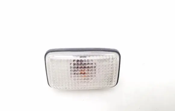 Nissan X-Trail T30 Front fender indicator light