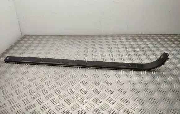 Mercedes-Benz Vito Viano W447 Sliding door middle rail A4477662100