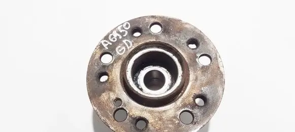 Mercedes-Benz A W168 Rear wheel hub fc40887