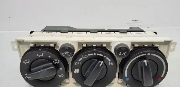 Toyota Avensis T250 Climate control unit 5590005120 MB1465700753
