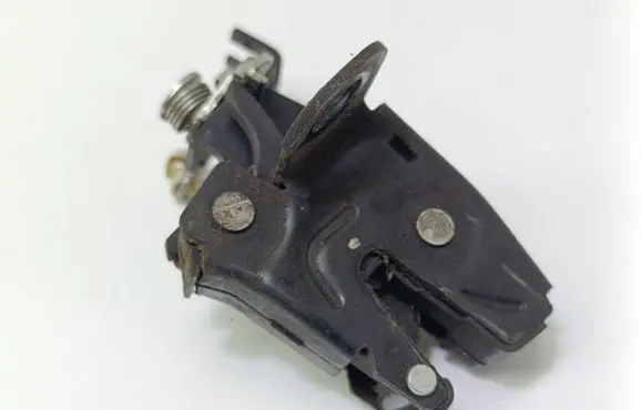 Volkswagen Caddy Loading door lock 7H0827161A