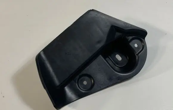 Skoda Fabia Mk3 (NJ) Rear mudguard 6V0853833A