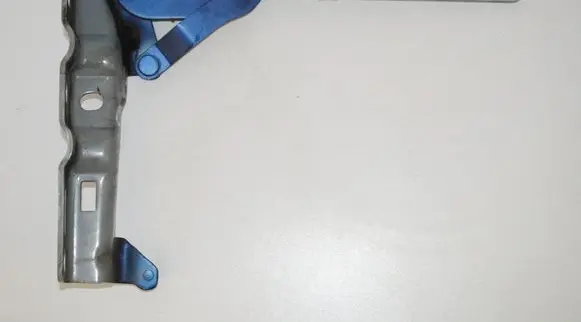 BMW 2 F22 F23 Engine bonnet/hood hinges A2038800428