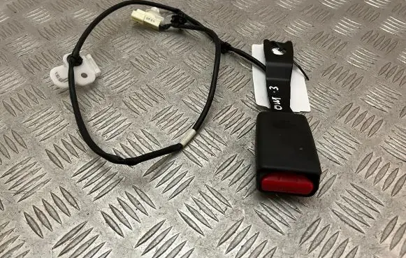 Mitsubishi Outlander Front seatbelt buckle 1096242