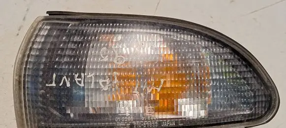 Mitsubishi Galant Front indicator light 21037833