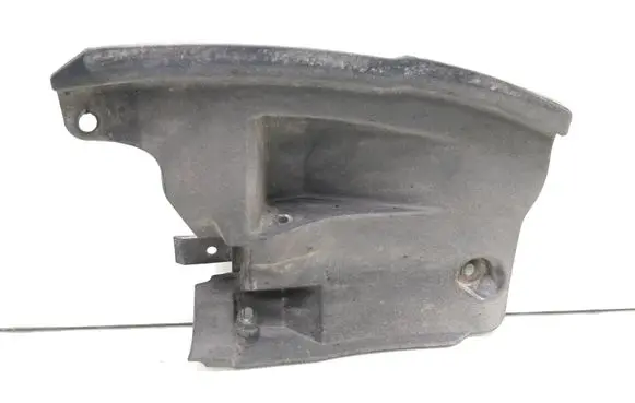 Rear arch fender liner splash guards