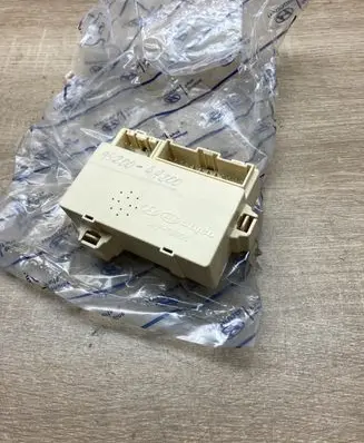 Hyundai H-1, Starex, Satellite Fuse module 952004A200