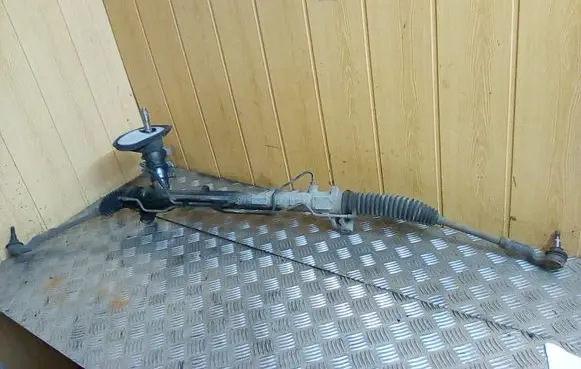Ford Focus Steering rack 5M513200ED