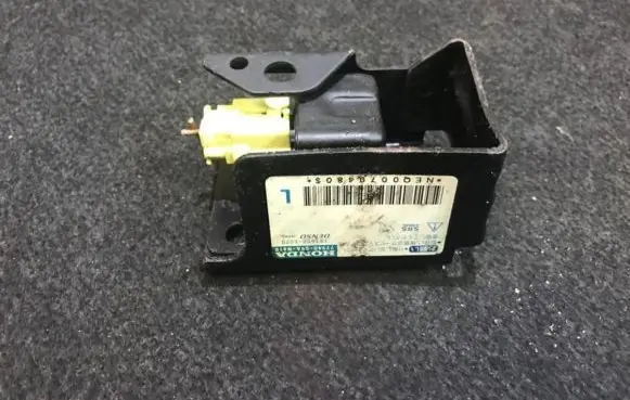 Honda CR-V Airbag deployment crash/impact sensor 77940s9an810 77940-s9a-n810
