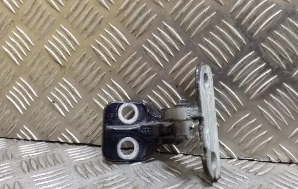 Land Rover Evoque I Rear door lower hinge 228A65CA